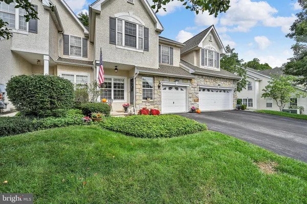 24 KENNEDY DR