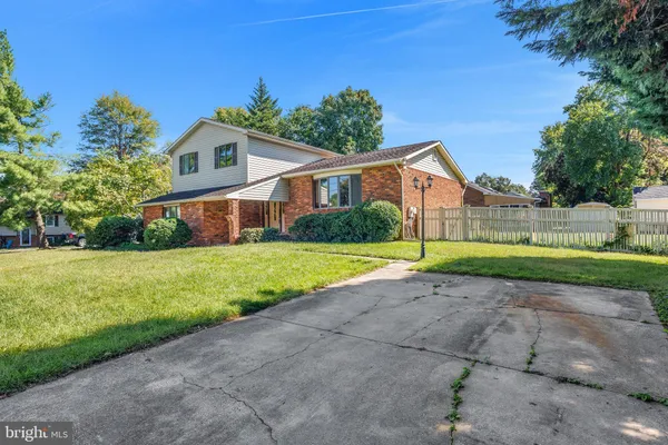 971 BEECHWOOD AVE