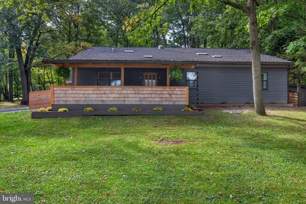 1061 YORK RD
