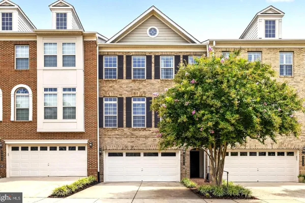 8007 TURTLE CREEK CIR