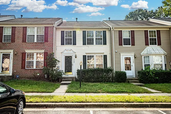 1705 BARNWOOD CT