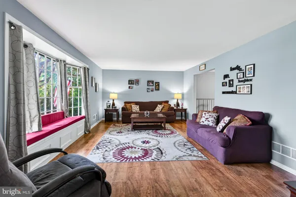 63 LARK LN