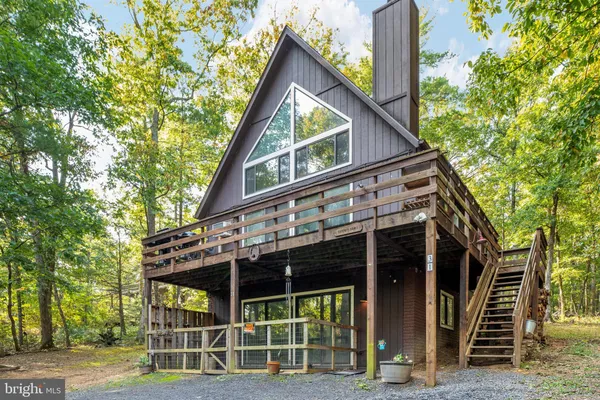 31 WILLOW LN