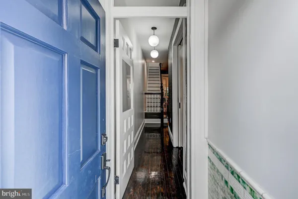 144 ELLWOOD AVE