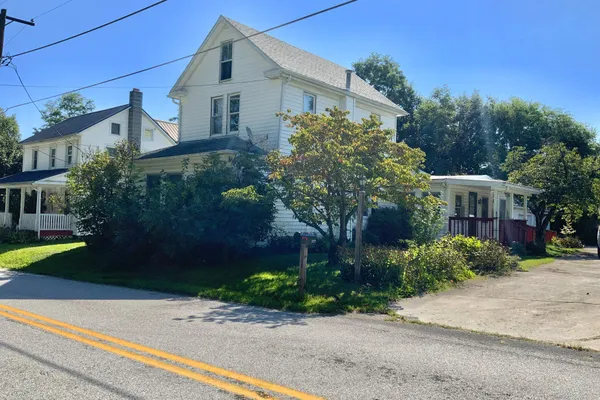 1877 CARROLLS TRACT RD