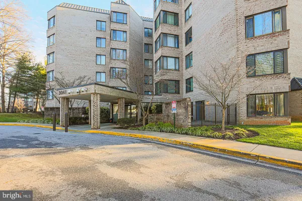 3041 FALLSTAFF RD 405D