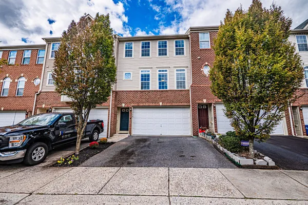 25530 JOY LN