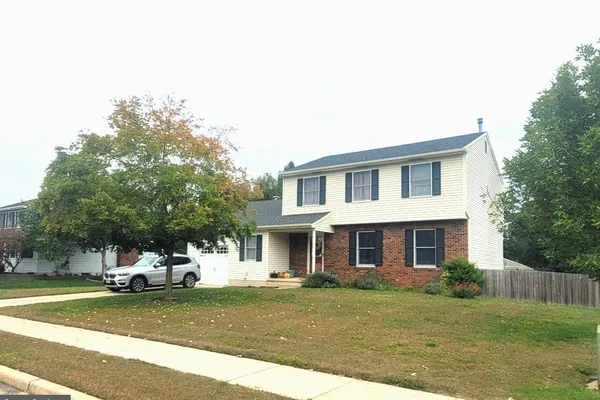 49 DOGWOOD AVE