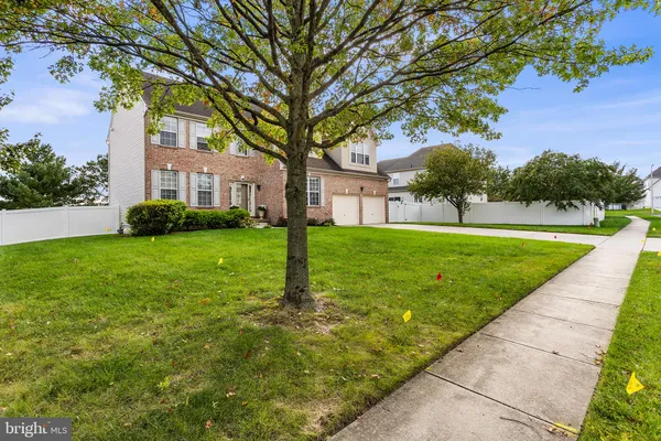 904 FRESCOES WAY