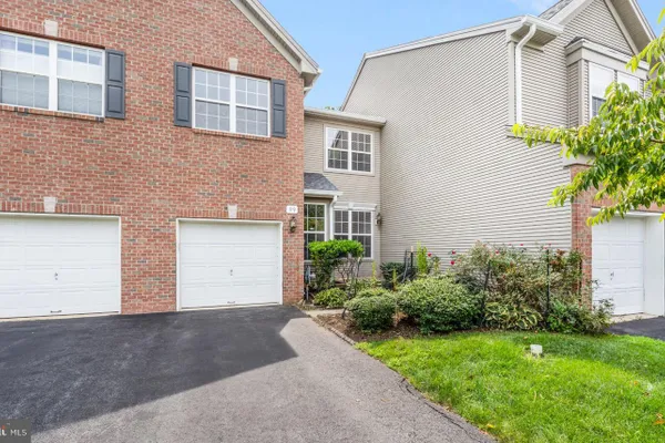 99 WARWICK RD