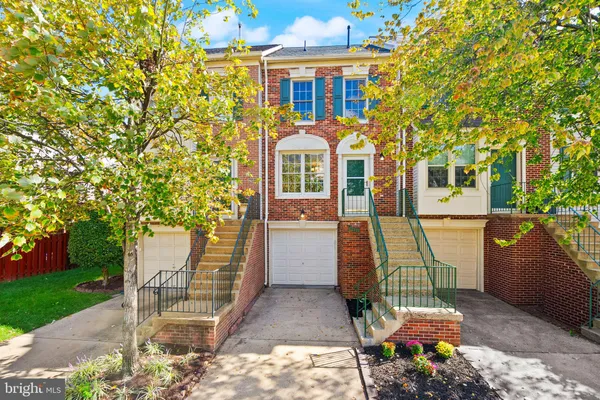 3005 HERITAGE SPRINGS CT