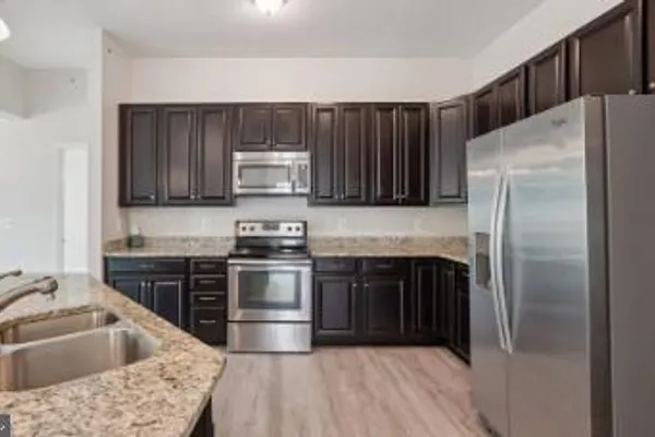 160 BURLEY ST 201