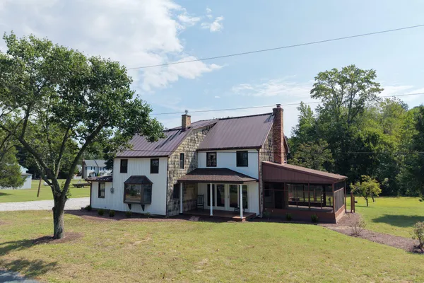 11453 RIVERTON RD