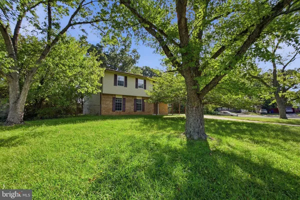 721 UNIVERSITY DR