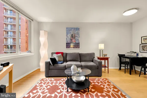 1000 NEW JERSEY AVE 525