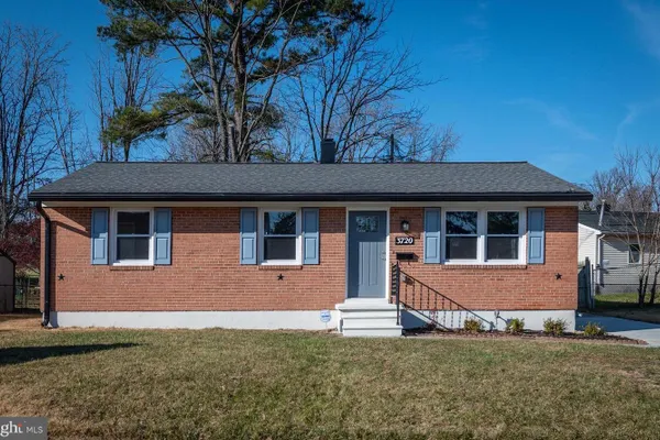 3720 TRENT RD