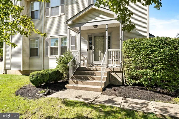 17 TASLEY CT