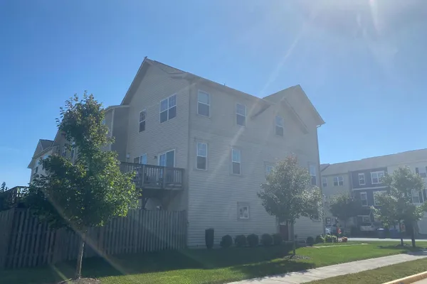 109 DRESDEN CT
