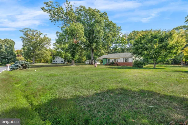 4891 IDLEWILDE RD