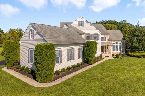 18 SUNFLOWER CIR