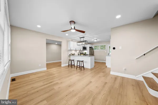 250 STANFORD AVE