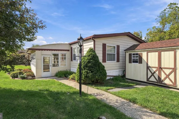 142 WEDGEWOOD CV