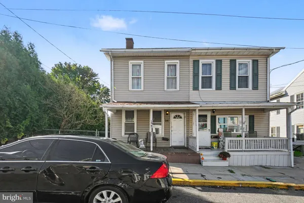 24 N 2ND ST