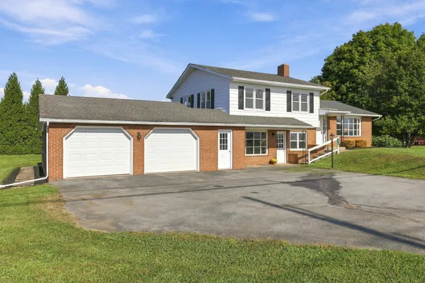 12121 WILLIAMSPORT PIKE