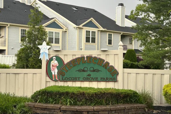 265 STEEPLECHASE CT 265
