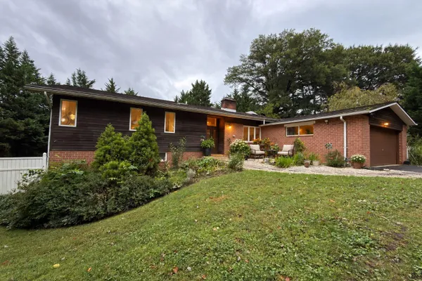 5106 PENFIELD RD