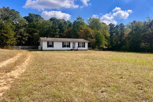 26 COBBS MILL RD ALLOWAY TWP