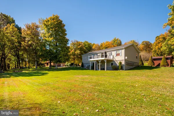 111 HIGH VIEW RD