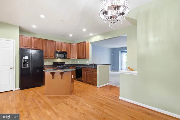 1141 WILBERFORCE CT
