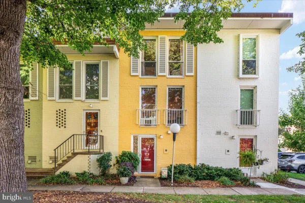 803 DELAWARE AVE 234