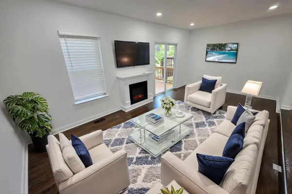 23 GROTTO CT