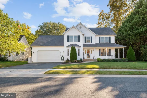 109 AUTUMN LN