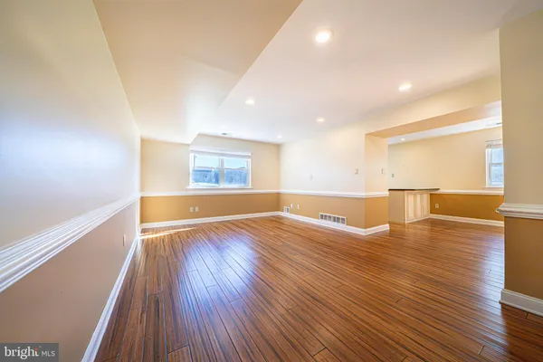 123 WINFIELD CT
