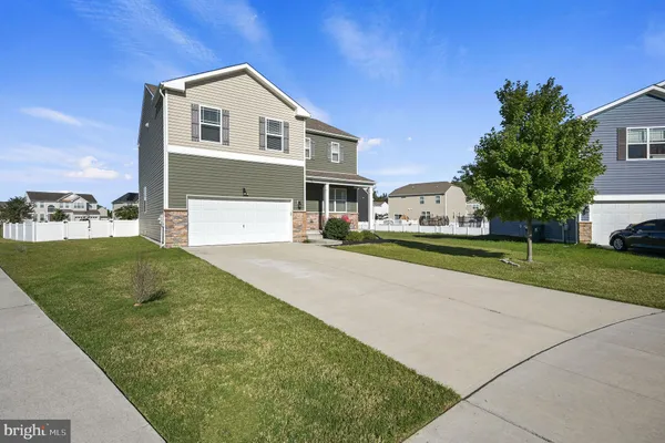 92 FARROW CT