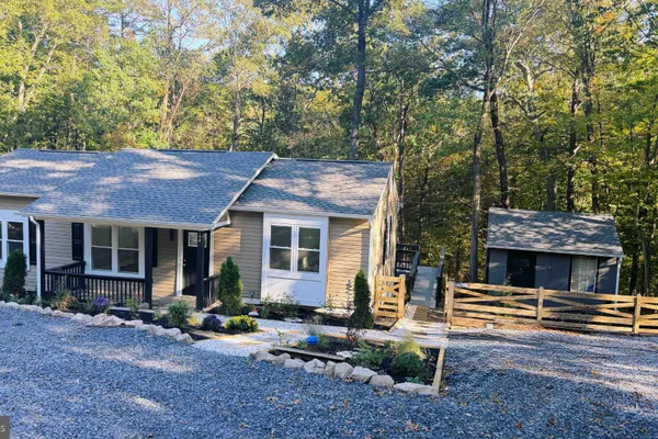 298 HONEY FARM LN