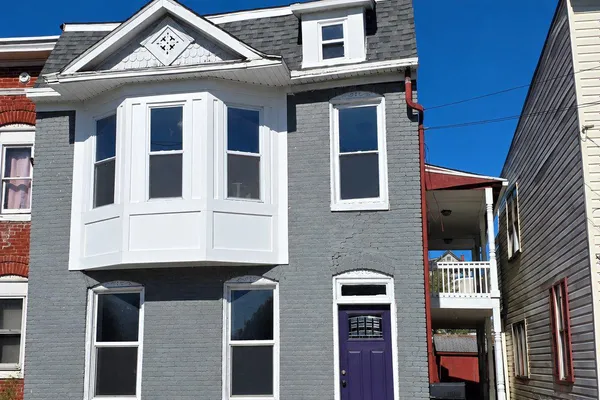 521 HENDERSON AVE