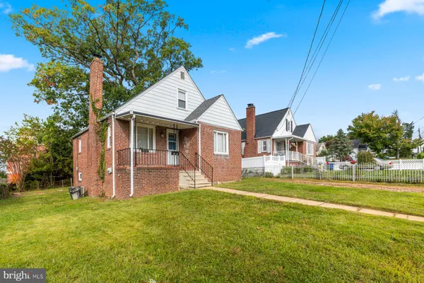 7906 HILLENDALE RD