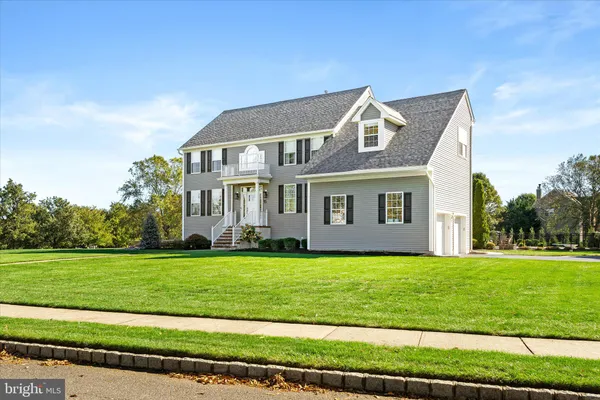 15 SMITH DR