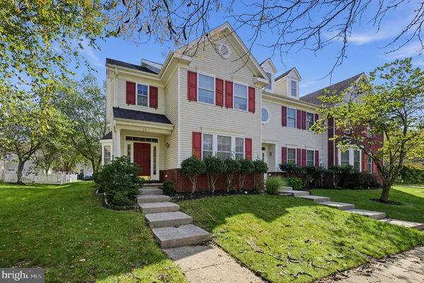 13 HORSESHOE PL