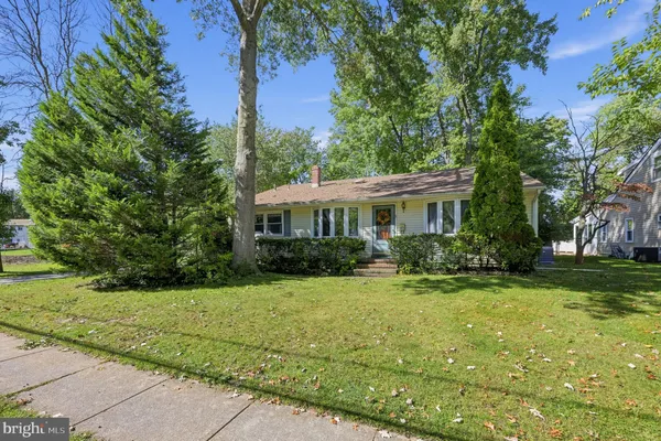 327 TAVISTOCK BLVD