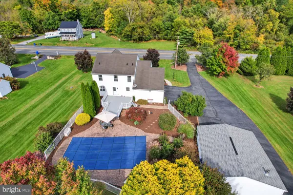 1163 LEWISBERRY RD