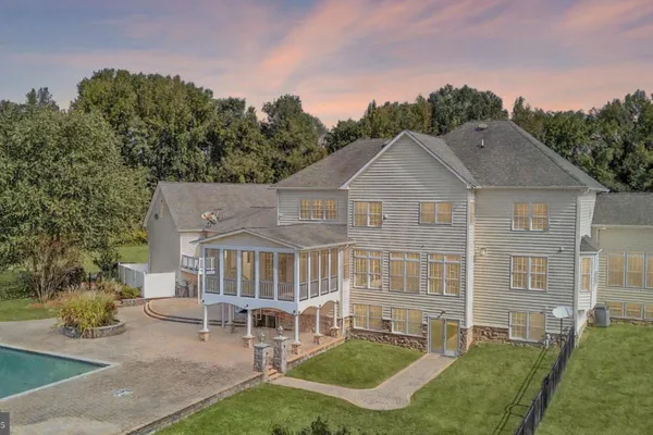 350 E BAY FRONT RD ROAD