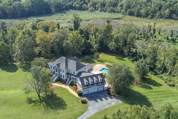 350 E BAY FRONT RD ROAD
