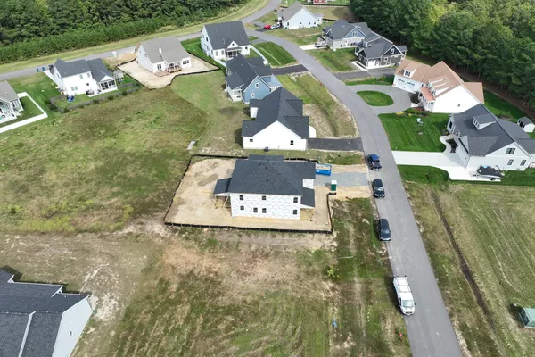 8 PREAKNESS DR