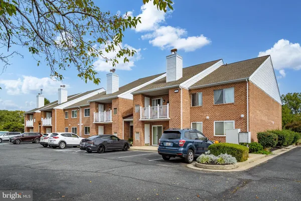 430 AURORA ST 430 2C