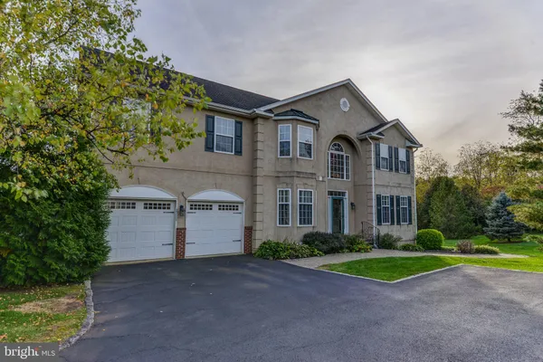 2117 EASTPORT WAY